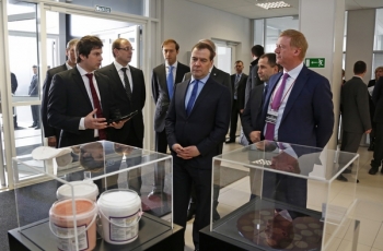 Председатель Правительства РФ Дмитрий Медведев высоко оценил действия органов государственной власти Ульяновской области по развитию промзон и индустриальных парков