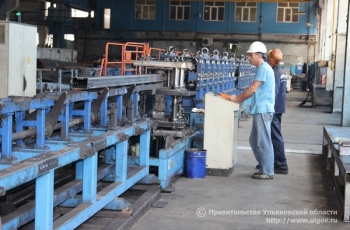 Врио Губернатора Сергей Морозов посетил АО «КТЦ «Металлоконструкция» и обсудил перспективы развития завода с его руководством