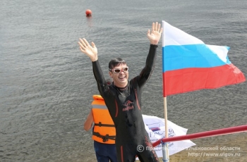 Секретарь Общественной палаты Российской Федерации Александр Бречалов предложил сделать заплыв через Волгу международным проектом