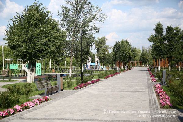 В Инзе приступили к благоустройству нового общественного пространства / Ульяновская область : Губернатор и Правительство / Сообщения пресс-службы