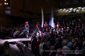 Алексей Русских поздравил ульяновцев с 80-летием региона