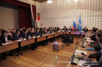 Вопрос повышения грамотности населения по вопросам ЖКХ обсуждались 7 февраля на совещании под руководством Губернатора Сергея Морозова.