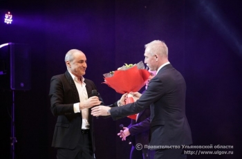 Концертная программа «Вам, любимые» состоялась 28 февраля в Большом зале Ленинского мемориала.