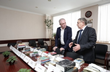 Губернатор Сергей Морозов 3 марта посетил Ульяновский Дом печати. В ходе визита он ознакомился с модернизацией производственных линий и ассортиментом.