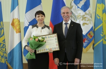 17 марта глава региона вручил награды более 60 сотрудникам организаций ЖКХ.