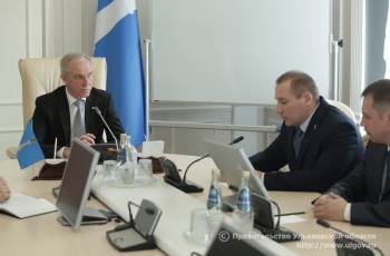 Губернатор Ульяновской области Сергей Морозов провел встречу с региональным отделением ЛДПР