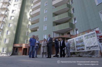Глава региона Сергей Морозов ознакомился с ходом строительства ЖК «Пушкарёвский» в Ульяновске.