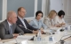 Губернатор Сергей Морозов обсудил с представителями нефракционных депутатских объединений предложения по дополнительному финансированию в сфере ЖКХ региона, а также работу с монополиями.
