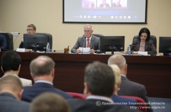 8 августа Губернатор Сергей Морозов провел заседание комиссии по бюджетным проектировкам, где ему представили проект доходной части региональной казны на ближайший трёхлетний период.