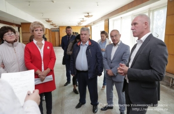 4 сентября Губернатор Сергей Морозов проконтролировал ход проведения ремонтных мероприятий в профилактории «УАЗ»