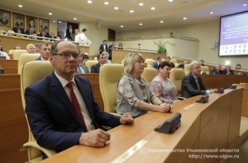 Сергей Морозов призвал депутатов Ульяновской области ориентировать работу на реализацию национальных проектов и решение проблем социальной сферы