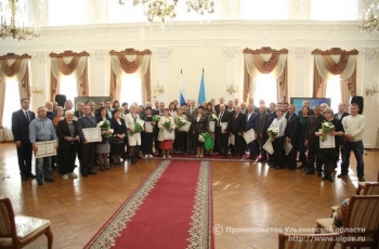 Сергей Морозов вручил награды работникам промышленной отрасли Ульяновской области