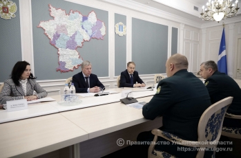 Губернатор Ульяновской области Алексей Русских встретился с руководством Самарской таможни
