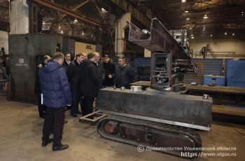 28 ноября Губернатор Сергей Морозов осмотрел производственную площадку АО КТЦ «Металлоконструкция».