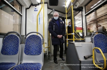 12 декабря Губернатор Сергей Морозов посетил Заволжское троллейбусное депо и осмотрел первую партию машин, переданных в региональный центр в рамках сотрудничества между правительствами Москвы и Ульяновской области.