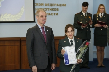 Губернатор Сергей Морозов поздравил сотрудников и ветеранов органов наркоконтроля Ульяновской области с профессиональным праздником