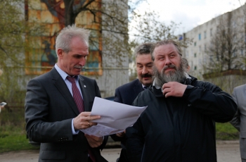 Губернатор Ульяновской области Сергей Морозов осмотрел площадку строительства объектов Барышской епархии РПЦ