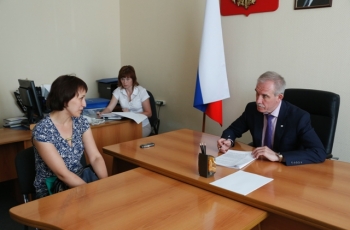 В преддверии Дня защиты детей Губернатор Ульяновской области Сергей Морозов провел прием граждан