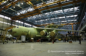 Губернатор Сергей Морозов ознакомился с производством нового топливозаправщика Ил-78М-90А