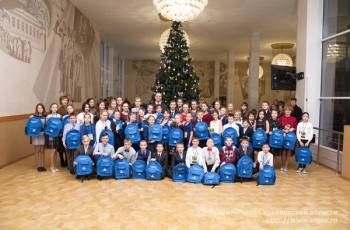 На Кремлёвскую ёлку отправились 54 школьника из Ульяновской области