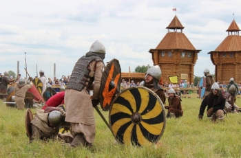 Более 5 тысяч человек посетили VI Фестиваль живой истории «Волжский путь» в Ульяновской области