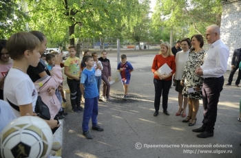 6 сентября Губернатор Сергей Морозов провёл осмотр школ, в которых со следующего года начнутся ремонтные работы - школы №62 и гимназии №30