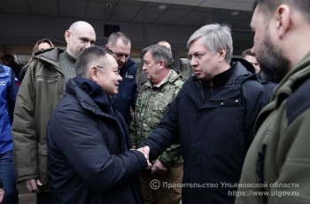 Алексей Русских проконтролировал ход восстановительных работ на подшефных объектах в ЛНР